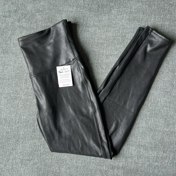 🆕 NWT SPANX Faux Leather Leggings - Picture 8 of 11